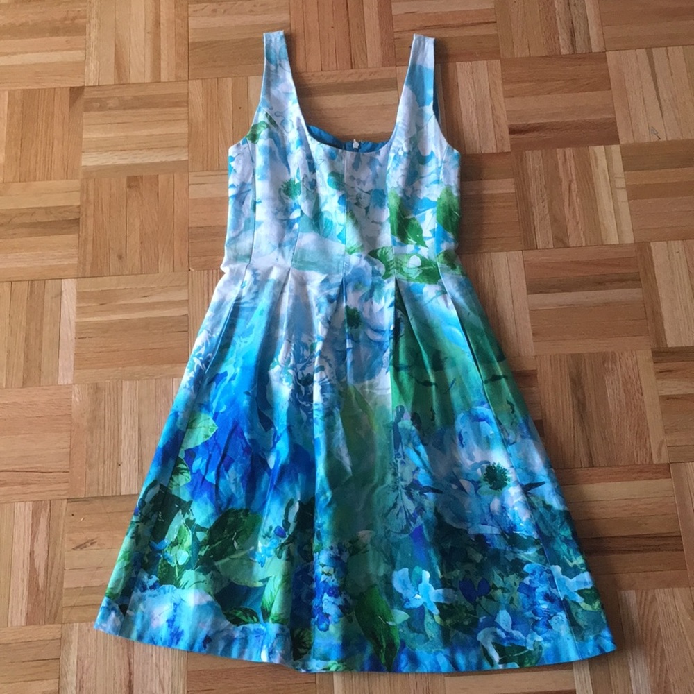 Beautiful Nine West watercolor floral dress